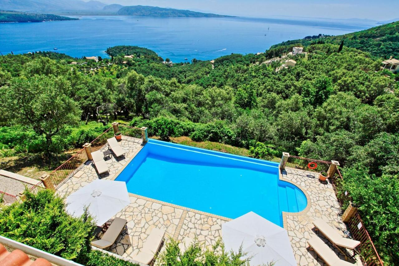 Villa Vilelmina Agnítsini エクステリア 写真